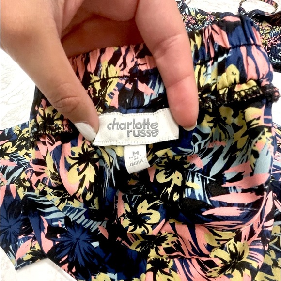 Charlotte Russe Co-ord short & top set Medium size - Picture 5 of 8